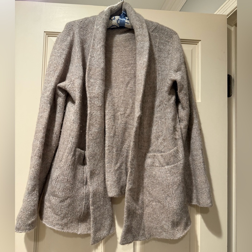 Casmari oatmeal tan beige colored cashmere open sweater